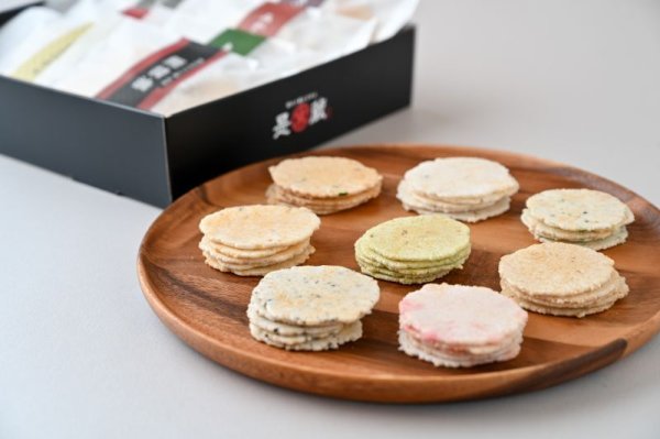 画像2: えびせんべい詰合せ　憩い　16袋入　8種×2袋 (2)